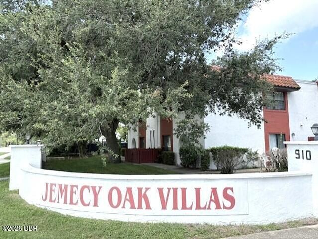 910 Big Tree Rd Apt 4-2, South Daytona, FL 32119