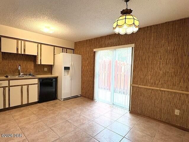 910 Big Tree Rd Apt 4-2, South Daytona, FL 32119