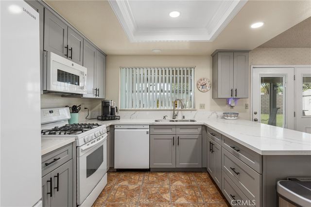 7554 Willow Way, Highland, CA 92346