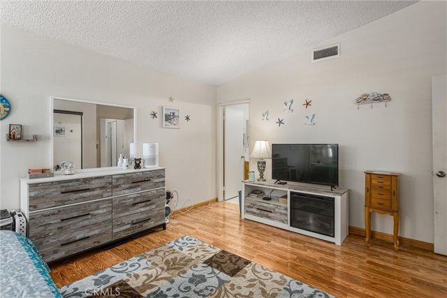 7554 Willow Way, Highland, CA 92346