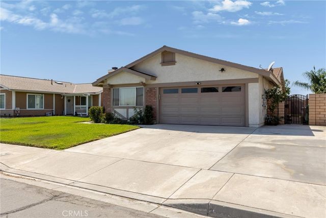 7554 Willow Way, Highland, CA 92346
