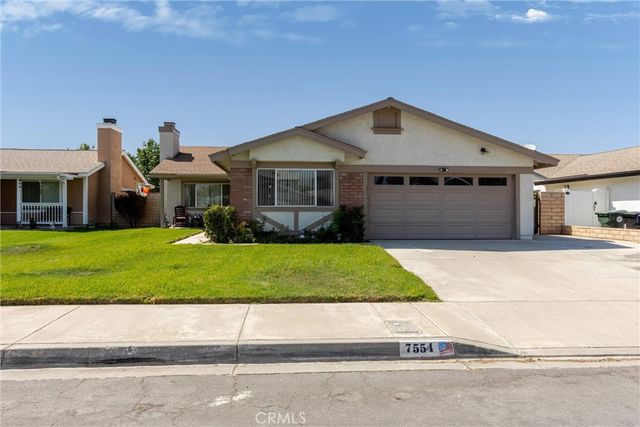 7554 Willow Way, Highland, CA 92346