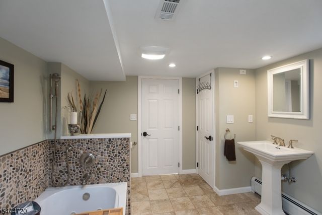 1238 Millstone River Rd, Hillsborough Twp., NJ 08844