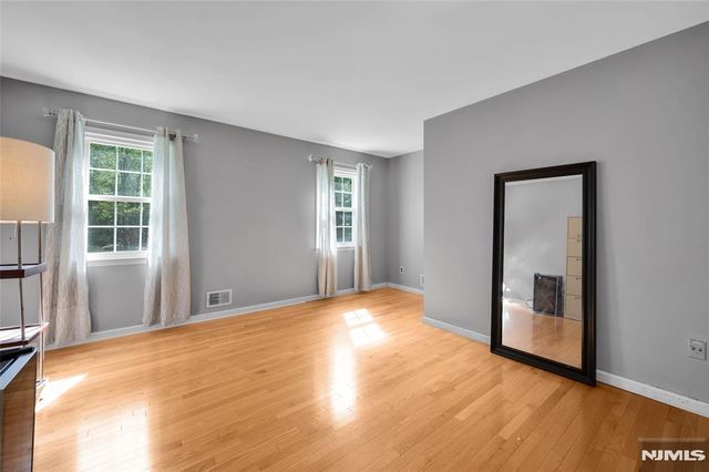 9 Wooded Hill Lane, Randolph Township, NJ 07869