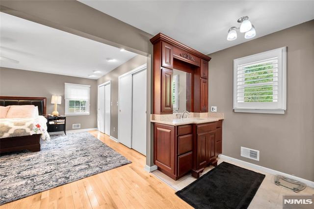 9 Wooded Hill Lane, Randolph Township, NJ 07869