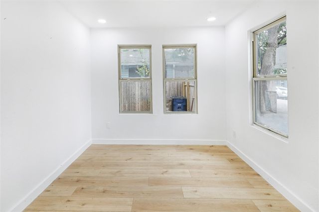 2404 Santa Rita ST, Austin, TX 78702