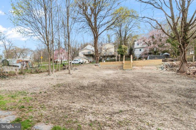 910 MAIN ST, Delta, PA 17314