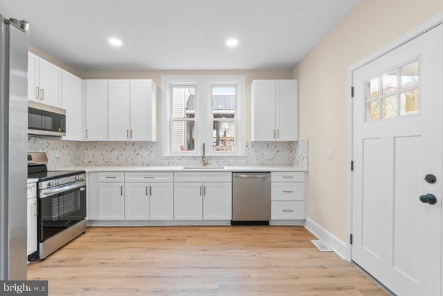 910 MAIN ST, Delta, PA 17314