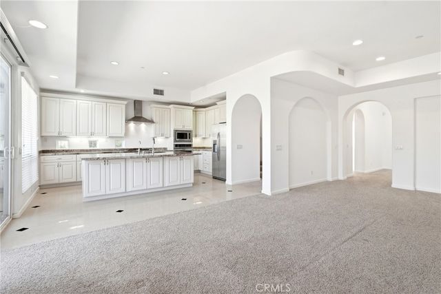 585 Via Pueblo, Riverside, CA 92507