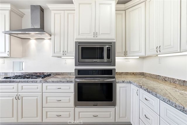 585 Via Pueblo, Riverside, CA 92507