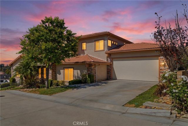 585 Via Pueblo, Riverside, CA 92507