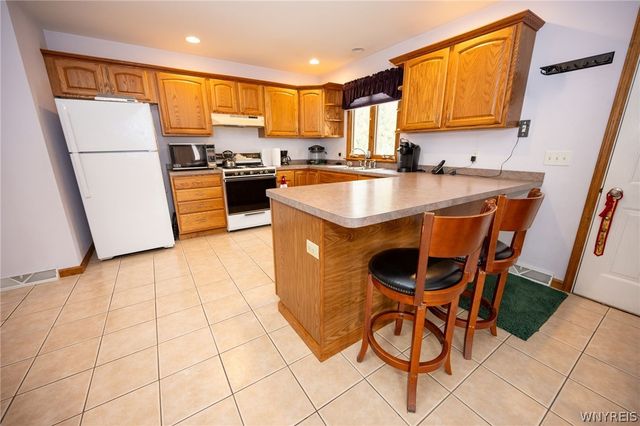 3050 Hillbrook Drive, Eden, NY 14057