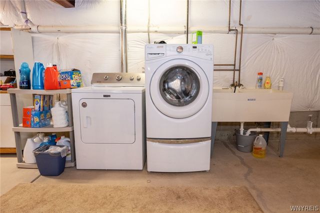 3050 Hillbrook Drive, Eden, NY 14057