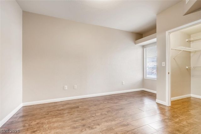 8425 Running Deer Avenue 102, Las Vegas, NV 89145