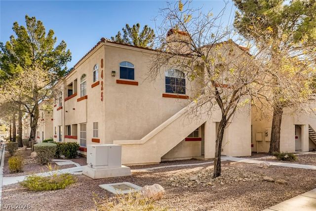 8425 Running Deer Avenue 102, Las Vegas, NV 89145