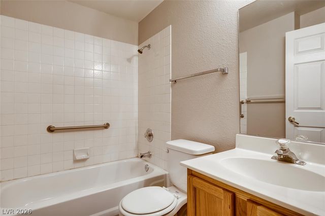 8425 Running Deer Avenue 102, Las Vegas, NV 89145