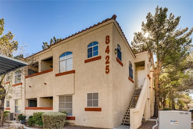 8425 Running Deer Avenue 102, Las Vegas, NV 89145