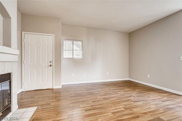 8425 Running Deer Avenue 102, Las Vegas, NV 89145