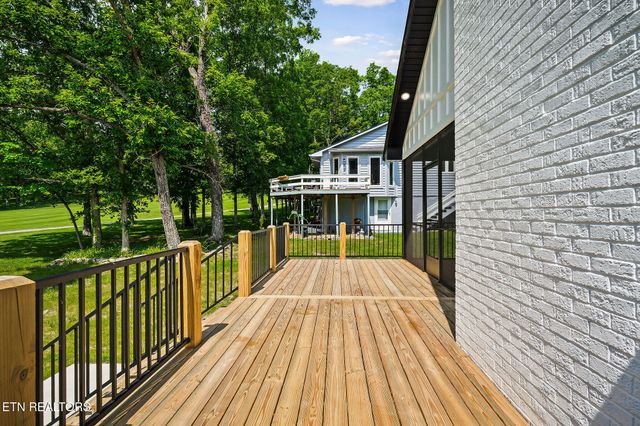 456 Lakeview Drive, Crossville, TN 38558