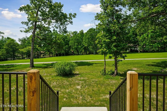 456 Lakeview Drive, Crossville, TN 38558