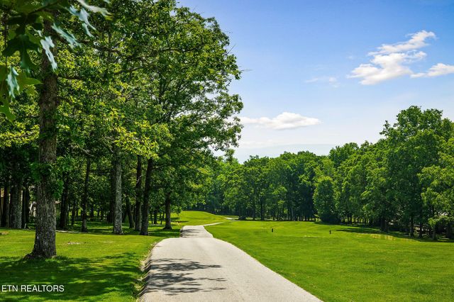 456 Lakeview Drive, Crossville, TN 38558