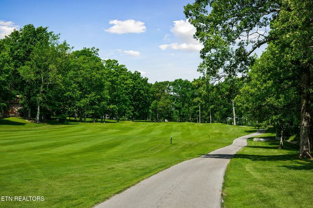 456 Lakeview Drive, Crossville, TN 38558