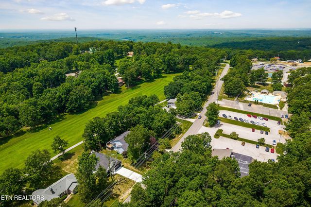 456 Lakeview Drive, Crossville, TN 38558