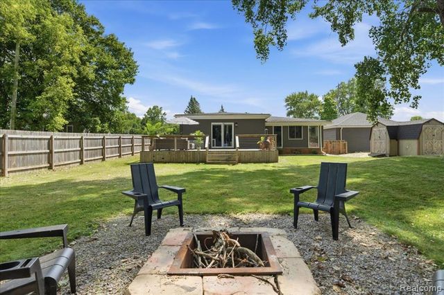 1475 N Irish Road, Davison, MI 48423