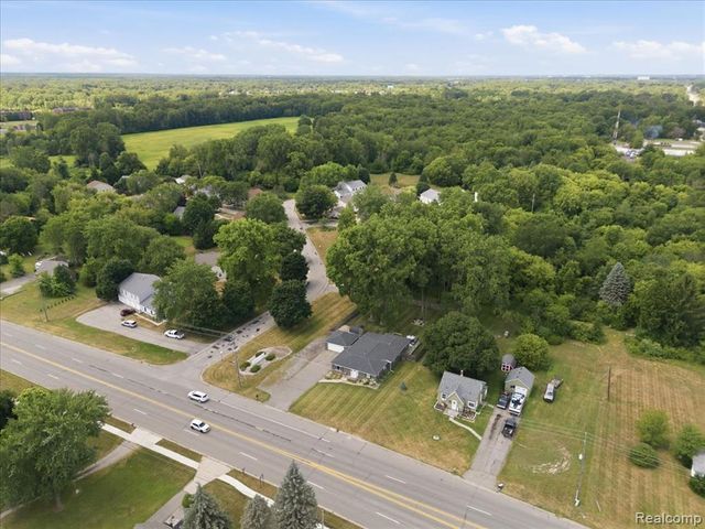 1475 N Irish Road, Davison, MI 48423