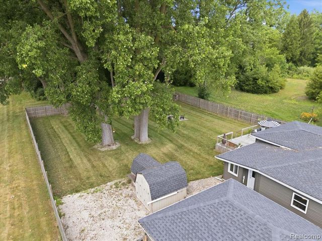 1475 N Irish Road, Davison, MI 48423