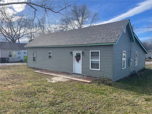 802 Powell Street, Springdale, AR 72764