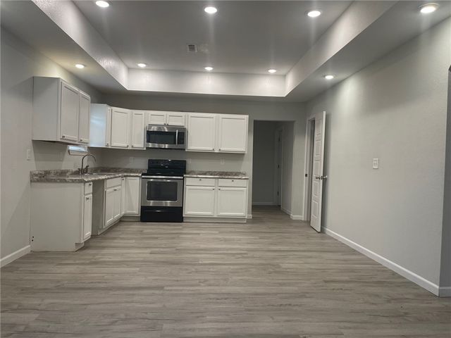 802 Powell Street, Springdale, AR 72764