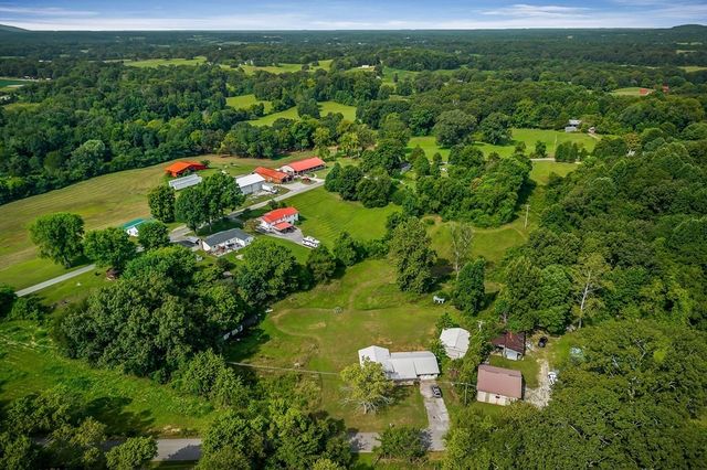 87 Camp Overton Rd, Rock Island, TN 38581