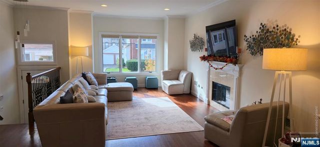 225 Wayne Avenue, Cliffside Park, NJ 07010