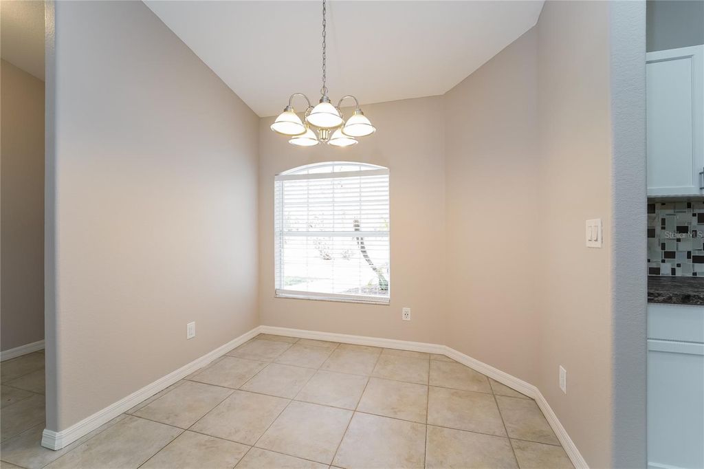 Image 4 of property listing at 3718 BOBKO CIRCLE, North Port, FL 34291