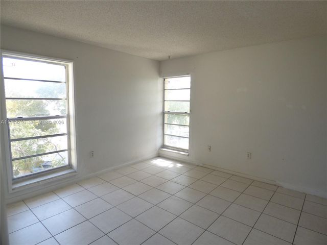 12035 NE 2nd Avenue A423, North Miami, FL 33161