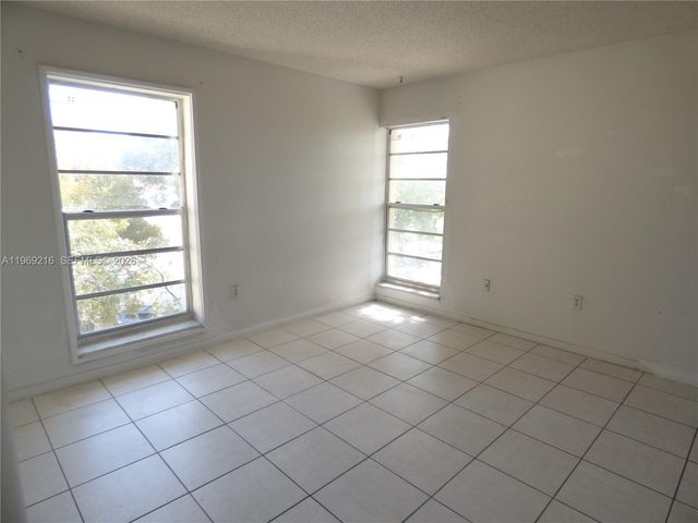 12035 NE 2nd Avenue A423, North Miami, FL 33161
