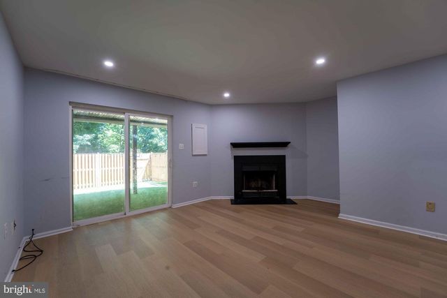 18246 FOX CHASE CIR, Olney, MD 20832
