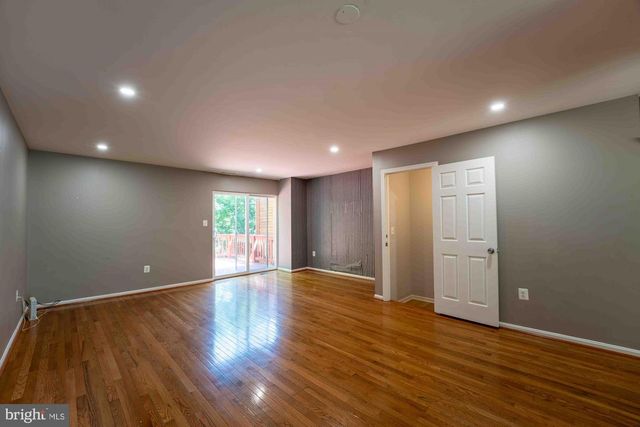 18246 FOX CHASE CIR, Olney, MD 20832