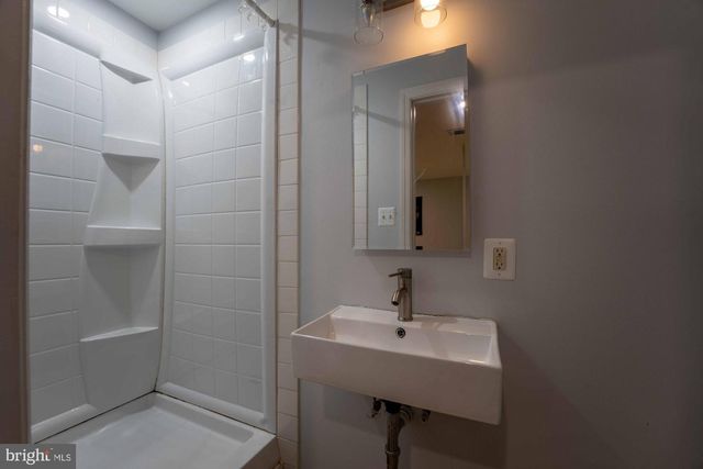 18246 FOX CHASE CIR, Olney, MD 20832