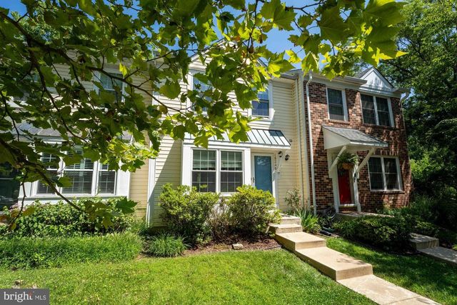 18246 FOX CHASE CIR, Olney, MD 20832
