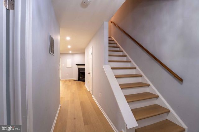 18246 FOX CHASE CIR, Olney, MD 20832