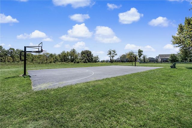 9535 Aspen Brook Court, Centerville, OH 45458