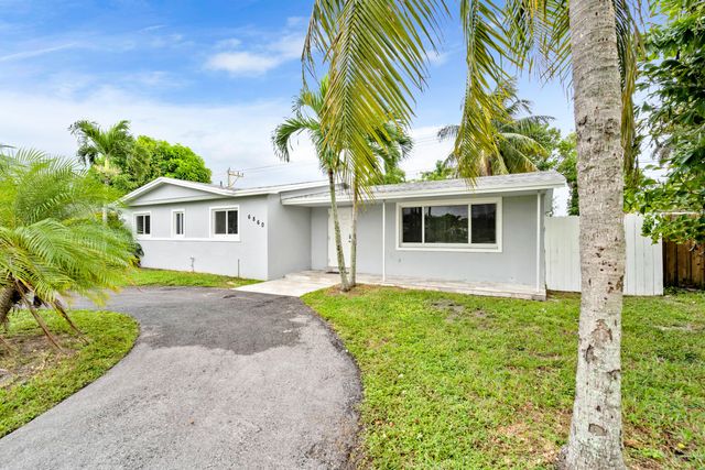 6860 Tyler Street, Hollywood, FL 33024