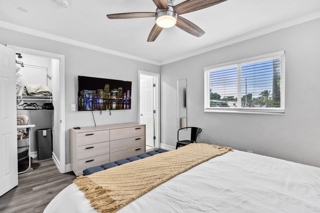6860 Tyler Street, Hollywood, FL 33024