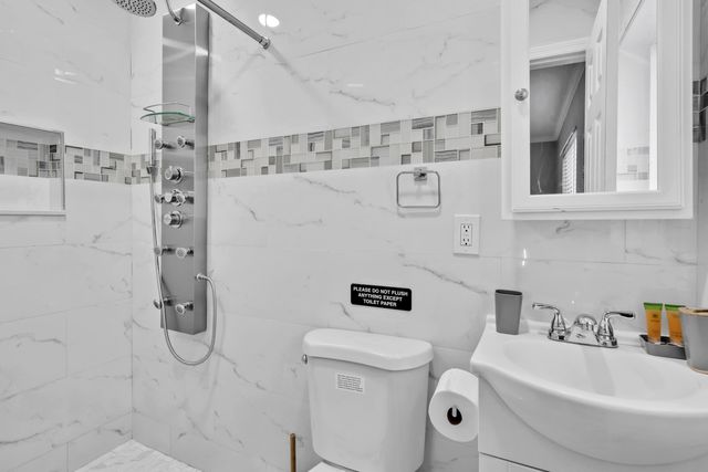 6860 Tyler Street, Hollywood, FL 33024