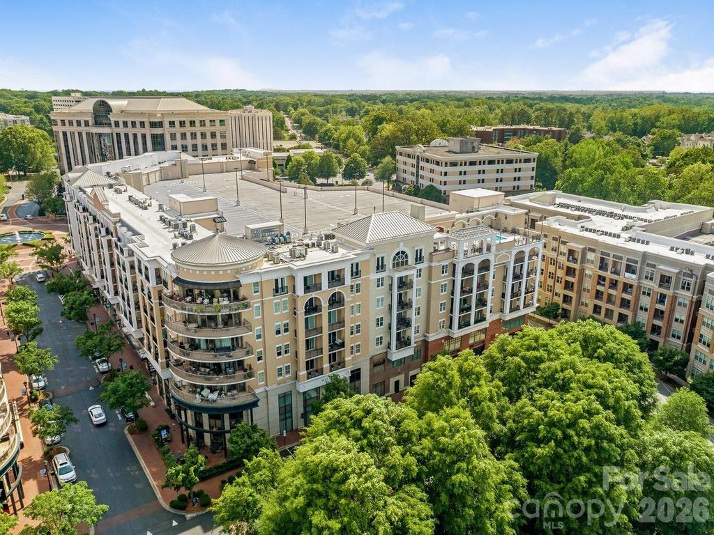 4620 Piedmont Row Drive 416, Charlotte, NC 28210