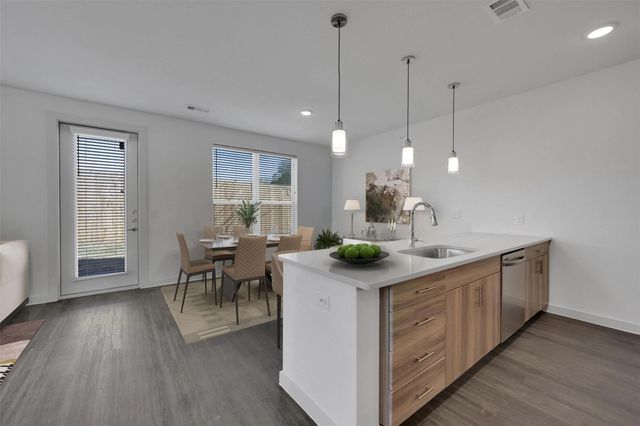 10030 Garland Road 0205, Dallas, TX 75218