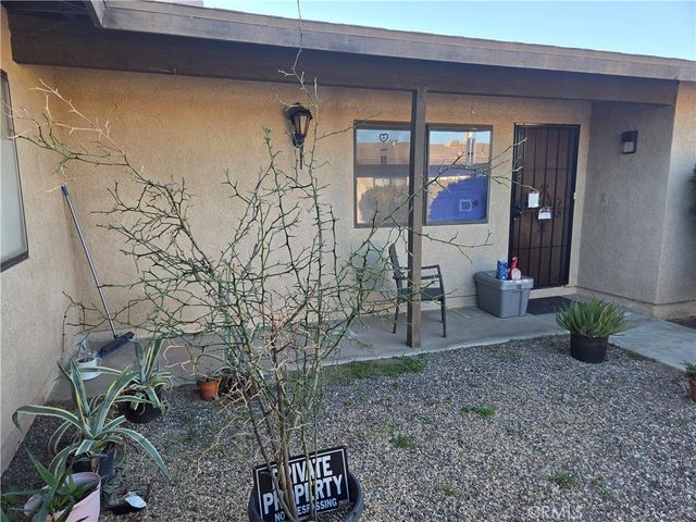 16580 Ramada Drive, Victorville, CA 92395