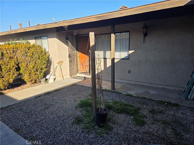 16580 Ramada Drive, Victorville, CA 92395